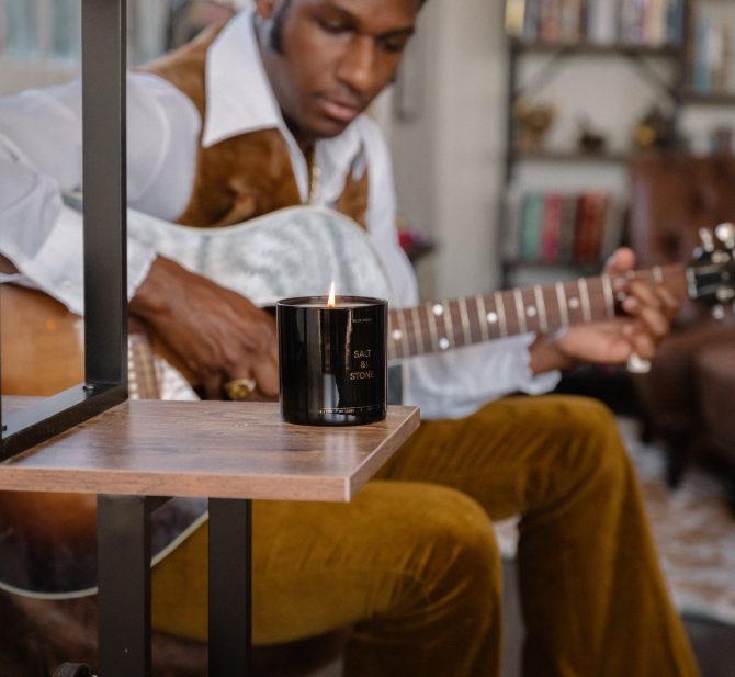 Leon Bridges Candle - Image 4