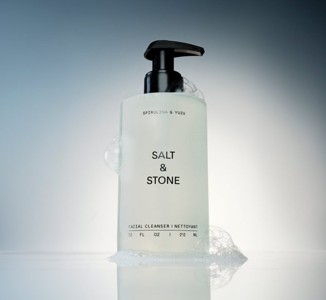 Spirulina & Yuzu Facial Cleanser - Image 2